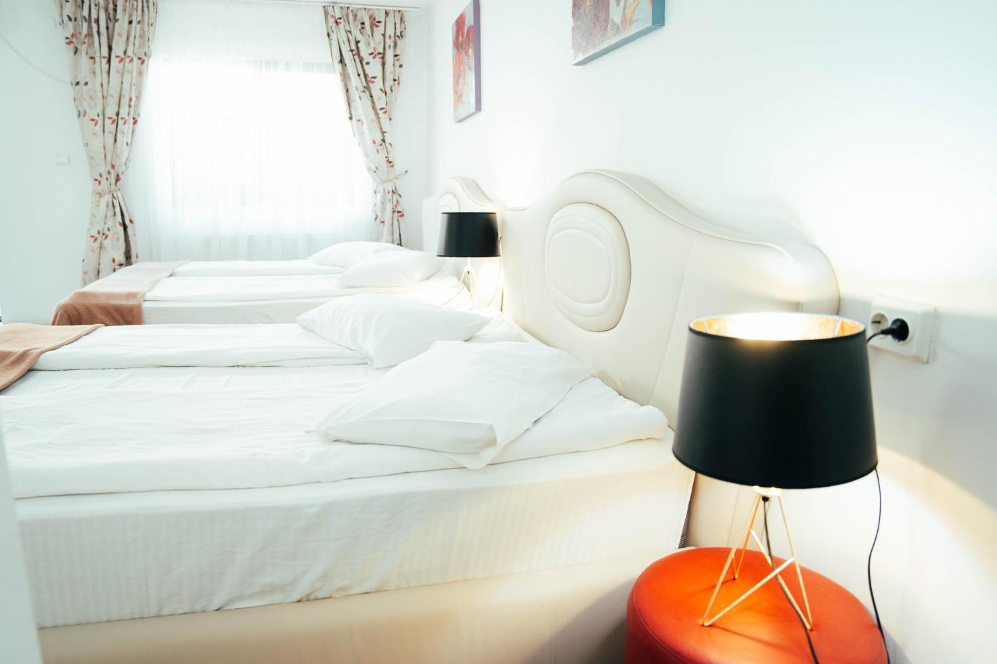 Casa Alis Otel Oradea Dış mekan fotoğraf
